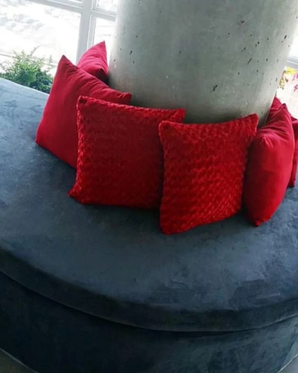 Restored hospitality and hotel seating